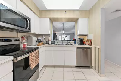 14096 Huntington Pointe Drive #305, Delray Beach, FL 33484 - Photo 7