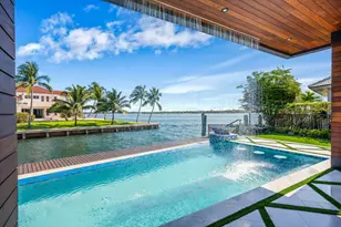 107 Bowsprit Dr, North Palm Beach, FL 33408 - Photo 11