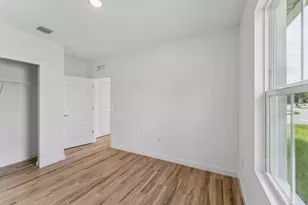 1401 SW Oriole Ln, Port Saint Lucie, FL 34953 - Photo 9