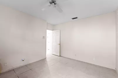 9055 Cypress Hollow Drive, Palm Beach Gardens, FL 33418 - Photo 19