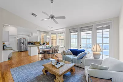 9055 Cypress Hollow Drive, Palm Beach Gardens, FL 33418 - Photo 11