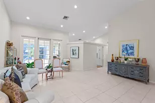 9055 Cypress Hollow Dr, Palm Beach Gardens, FL 33418 - Photo 9