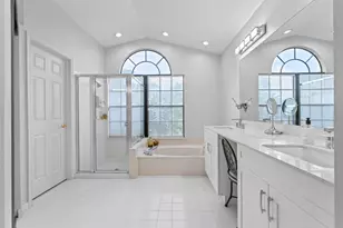 9055 Cypress Hollow Dr, Palm Beach Gardens, FL 33418 - Photo 21