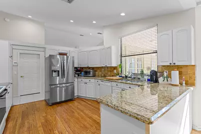 9055 Cypress Hollow Drive, Palm Beach Gardens, FL 33418 - Photo 13