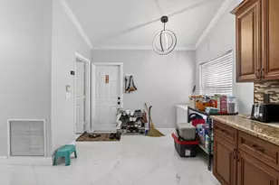 12623 SW 8th Ct, Davie, FL 33325 - Photo 13