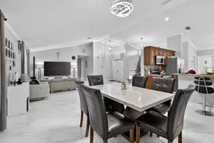 12623 SW 8th Ct, Davie, FL 33325 - Photo 9