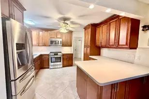 10633 Greenbriar Ct, Boca Raton, FL 33498 - Photo 5