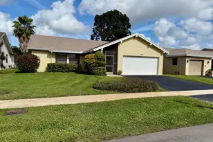 10633 Greenbriar Ct, Boca Raton, FL 33498 - Photo 1