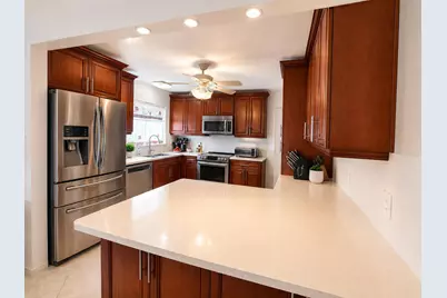 10633 Greenbriar Court, Boca Raton, FL 33498 - Photo 7