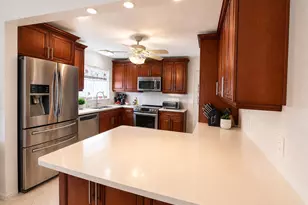 10633 Greenbriar Ct, Boca Raton, FL 33498 - Photo 7