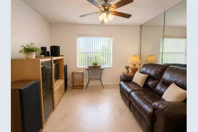 10633 Greenbriar Court, Boca Raton, FL 33498 - Photo 15