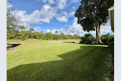 10633 Greenbriar Court, Boca Raton, FL 33498 - Photo 17