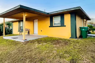 719 Carolina Ave, Clewiston, FL 33440 - Photo 1