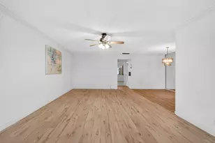 7293 W Oakridge Cir, Lake Worth Beach, FL 33462 - Photo 7