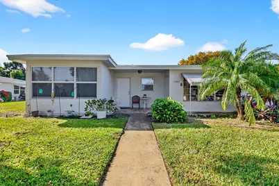 7293 W Oakridge Circle, Lake Worth Beach, FL 33462 - Photo 3