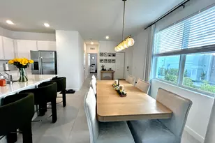 317 SE Crossoak Ln, Port Saint Lucie, FL 34984 - Photo 7