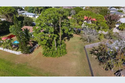 114 SW Evans Avenue, Port Saint Lucie, FL 34984 - Photo 19