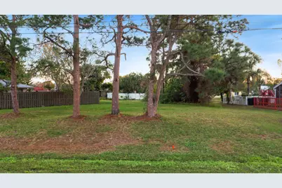 114 SW Evans Avenue, Port Saint Lucie, FL 34984 - Photo 11