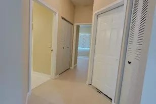 220 Crestwood Cir, Royal Palm Beach, FL 33411 - Photo 7