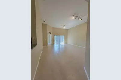 220 Crestwood Circle #102, Royal Palm Beach, FL 33411 - Photo 5