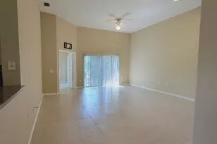 220 Crestwood Cir, Royal Palm Beach, FL 33411 - Photo 5