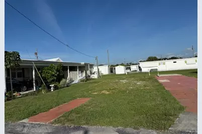 2023 St Lucie Blvd, Fort Pierce, FL 34946 - Photo 3