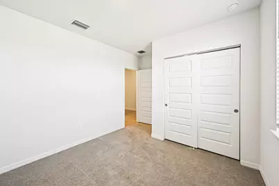 5469 Hampton Park Circle, Vero Beach, FL 32966 - Photo 17