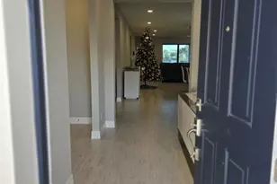 527 SE Vallarta Dr, Port Saint Lucie, FL 34984 - Photo 3