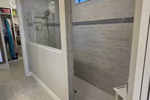 527 SE Vallarta Dr, Port Saint Lucie, FL 34984 - Photo 13