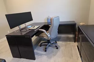 527 SE Vallarta Dr, Port Saint Lucie, FL 34984 - Photo 19