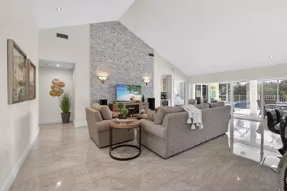 2294 Saratoga Bay Drive, West Palm Beach, FL 33409 - Photo 11