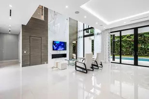 2391 Areca Palm Rd, Boca Raton, FL 33432 - Photo 15