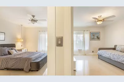 10571 Boca Woods Lane, Boca Raton, FL 33428 - Photo 27