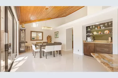 10571 Boca Woods Lane, Boca Raton, FL 33428 - Photo 13