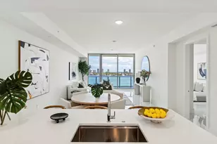 220 Lake Shore Dr, West Palm Beach, FL 33403 - Photo 7