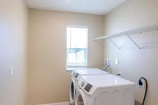 5600 NW Pine Trail Cir, Port Saint Lucie, FL 34983 - Photo 15