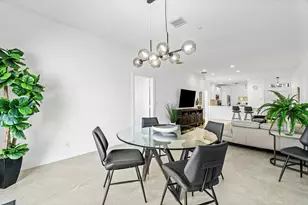 10605 Royal Caribbean Cir, Boynton Beach, FL 33437 - Photo 17