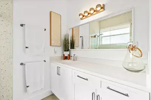 10605 Royal Caribbean Cir, Boynton Beach, FL 33437 - Photo 7