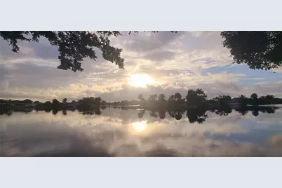 2121 NW 96th Terrace #14e, Pembroke Pines, FL 33024 - Photo 1