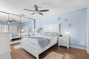 2404 Pin Oak Ct, Palm Beach Gardens, FL 33410 - Photo 15