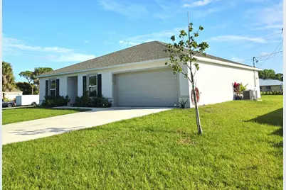 2772 SE Garfield Avenue, Port Saint Lucie, FL 34952 - Photo 3