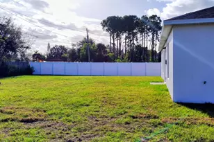 2772 SE Garfield Ave, Port Saint Lucie, FL 34952 - Photo 19