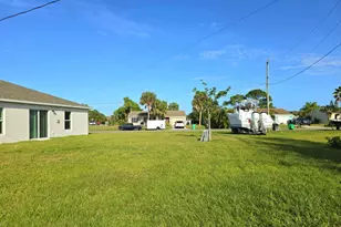 2772 SE Garfield Ave, Port Saint Lucie, FL 34952 - Photo 3