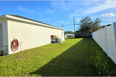 2772 SE Garfield Avenue, Port Saint Lucie, FL 34952 - Photo 5