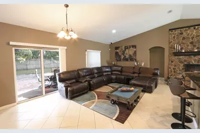 232 SE Verada Avenue, Port Saint Lucie, FL 34983 - Photo 11