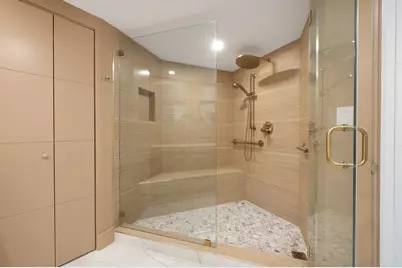 100 SE 5th Avenue #304, Boca Raton, FL 33432 - Photo 5