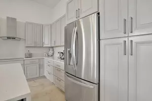 8199 NW 124th Terrace, Parkland, FL 33076 - Photo 11