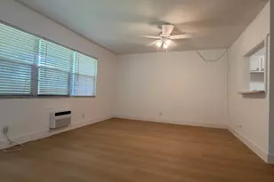 63 Norwich C, West Palm Beach, FL 33417 - Photo 5