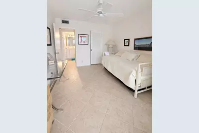 4032 Yarmouth B, Boca Raton, FL 33434 - Photo 5