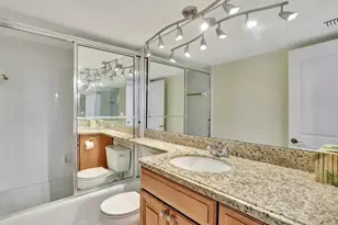 1021 Hillsboro Mile, Pompano Beach, FL 33062 - Photo 29